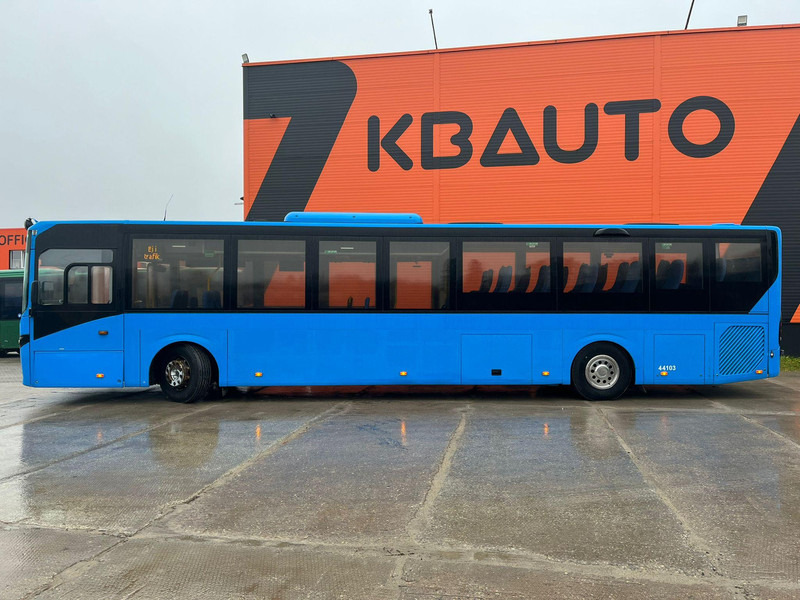 Volvo B7RLE 8900 4x2 48 SEATS + 28 STANDING / AC / AUXILIARY HEATER / WHEELCHAIR RAMP - حافلة سوبربان: صورة 4 Volvo B7RLE 8900 4x2 48 SEATS + 28 STANDING / AC / AUXILIARY HEATER / WHEELCHAIR RAMP - حافلة سوبربان: صورة 4