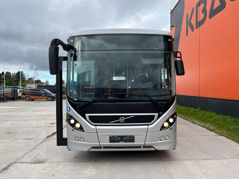 Volvo B8R 8900 LE 6x2*4 44 SEATS + 53 STANDING / AC / AUXILIARY HEATER - حافلة سوبربان: صورة 2 Volvo B8R 8900 LE 6x2*4 44 SEATS + 53 STANDING / AC / AUXILIARY HEATER - حافلة سوبربان: صورة 2