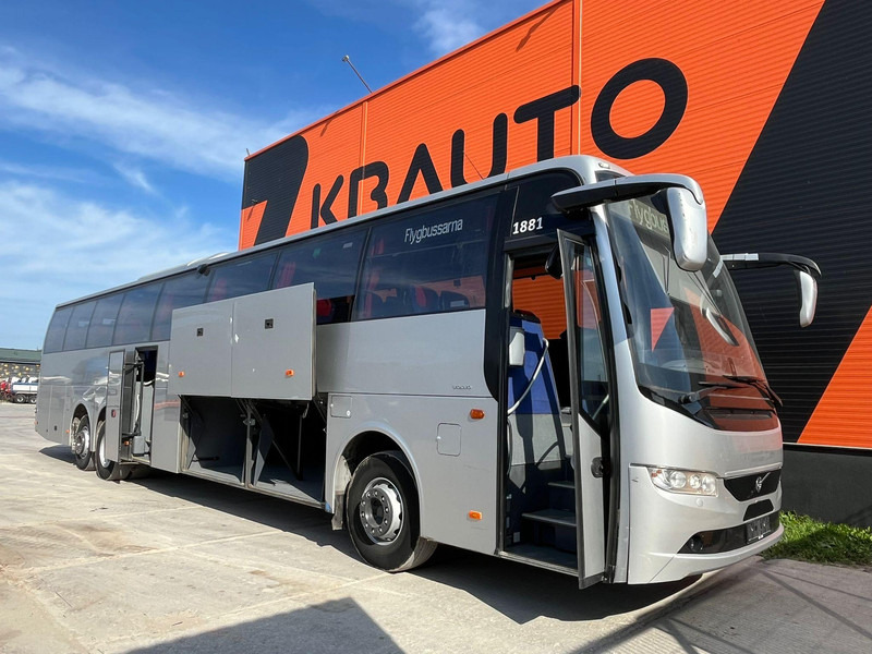 Volvo B8R 9700 H 6x2*4 61+1 SEATS / AC / AUXILIARY HEATER / WC - مركبة كوتش: صورة 1 Volvo B8R 9700 H 6x2*4 61+1 SEATS / AC / AUXILIARY HEATER / WC - مركبة كوتش: صورة 1