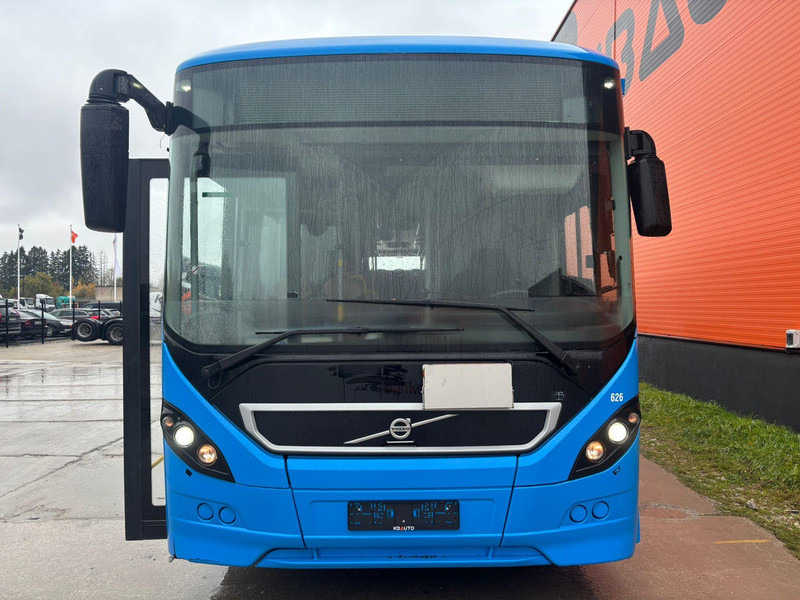 Volvo B8RLE 8900 4x2 45 SEATS / AC / AUXILIARY HEATER - حافلة سوبربان: صورة 2 Volvo B8RLE 8900 4x2 45 SEATS / AC / AUXILIARY HEATER - حافلة سوبربان: صورة 2