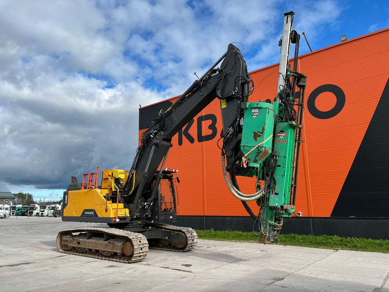 Volvo EC 300 E WITH MONTABERT CPA 295 DRILL PRICE 123900.- - حفار زحاف: صورة 3 Volvo EC 300 E WITH MONTABERT CPA 295 DRILL PRICE 123900.- - حفار زحاف: صورة 3