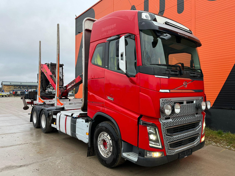 Volvo FH 16 650 6x4 PALFINGER M12L97 - شاحنة قطع الأشجار, شاحنة كرين: صورة 4 Volvo FH 16 650 6x4 PALFINGER M12L97 - شاحنة قطع الأشجار, شاحنة كرين: صورة 4