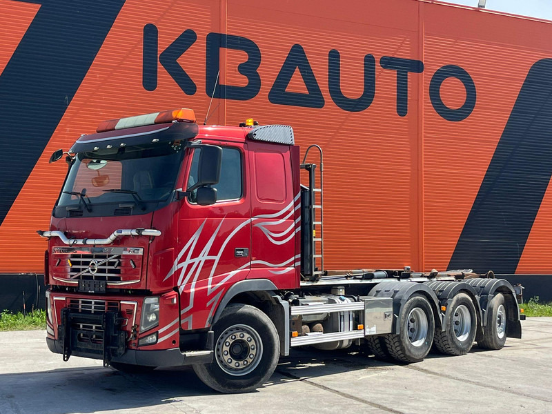 Volvo FH 16 700 8x4*4 HIAB XR 24 ton / L=5800 mm - شاحنة ذات خطاف: صورة 1 Volvo FH 16 700 8x4*4 HIAB XR 24 ton / L=5800 mm - شاحنة ذات خطاف: صورة 1