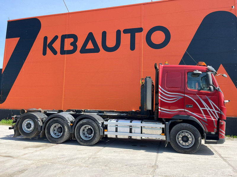 Volvo FH 16 700 8x4*4 HIAB XR 24 ton / L=5800 mm - شاحنة ذات خطاف: صورة 5 Volvo FH 16 700 8x4*4 HIAB XR 24 ton / L=5800 mm - شاحنة ذات خطاف: صورة 5