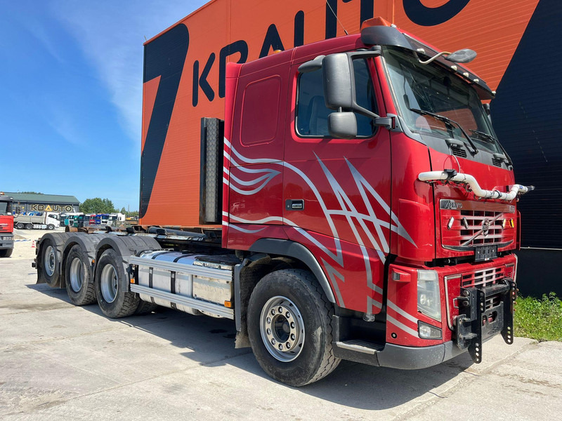 Volvo FH 16 700 8x4*4 HIAB XR 24 ton / L=5800 mm - شاحنة ذات خطاف: صورة 4 Volvo FH 16 700 8x4*4 HIAB XR 24 ton / L=5800 mm - شاحنة ذات خطاف: صورة 4