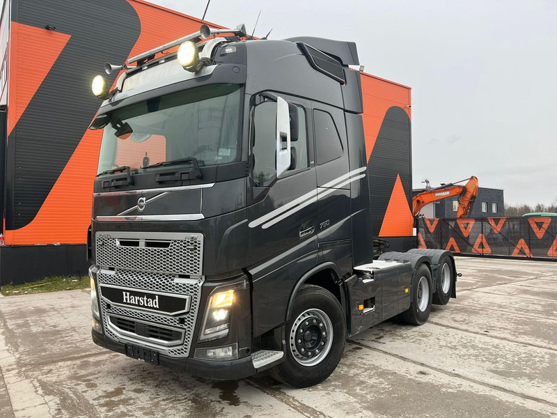 Volvo FH 16 750 6x4 GCW 70 ton / RETARDER / HYDRAULICS / TANDEM AXLE LIFT - وحدة جر: صورة 2 Volvo FH 16 750 6x4 GCW 70 ton / RETARDER / HYDRAULICS / TANDEM AXLE LIFT - وحدة جر: صورة 2