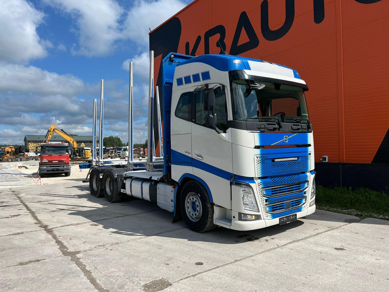 Volvo FH 16 750 6x4 HYDRAULICS - شاحنة قطع الأشجار, شاحنة كرين: صورة 3 Volvo FH 16 750 6x4 HYDRAULICS - شاحنة قطع الأشجار, شاحنة كرين: صورة 3