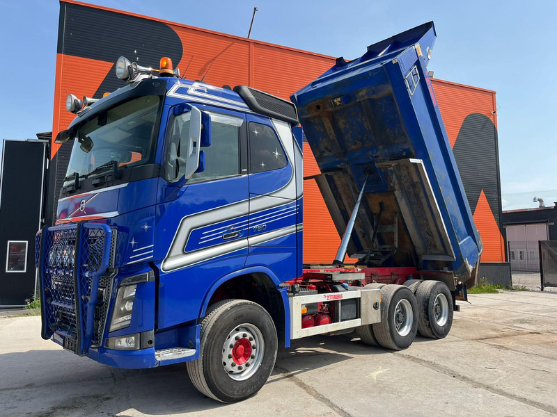 Volvo FH 16 750 6x4 RETARDER / TANDEM AXLE LIFT / BIG AXLES / BOX L=4732 mm - شاحنة قلاب: صورة 2 Volvo FH 16 750 6x4 RETARDER / TANDEM AXLE LIFT / BIG AXLES / BOX L=4732 mm - شاحنة قلاب: صورة 2