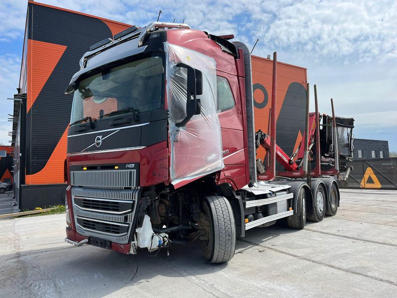 Volvo FH 16 750 8x4/4 DAMAGED ! - شاحنة قطع الأشجار, شاحنة كرين: صورة 2 Volvo FH 16 750 8x4/4 DAMAGED ! - شاحنة قطع الأشجار, شاحنة كرين: صورة 2