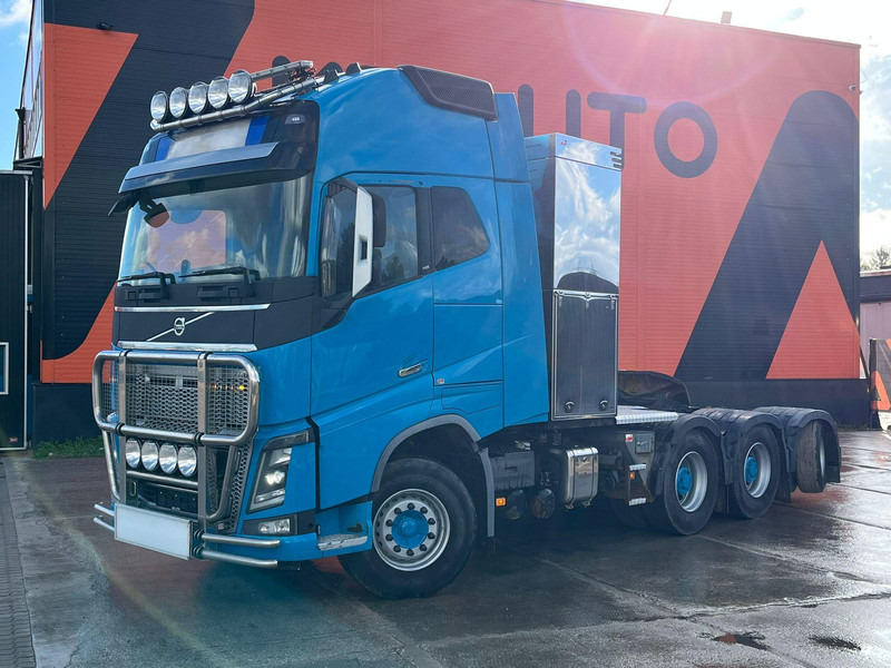 Volvo FH 16 750 8x4 GCW 130 ton / GLOBE XL / HYDRAULICS / BIG AXLES - وحدة جر: صورة 1 Volvo FH 16 750 8x4 GCW 130 ton / GLOBE XL / HYDRAULICS / BIG AXLES - وحدة جر: صورة 1
