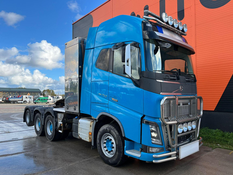 Volvo FH 16 750 8x4 GCW 130 ton / GLOBE XL / HYDRAULICS / BIG AXLES - وحدة جر: صورة 3 Volvo FH 16 750 8x4 GCW 130 ton / GLOBE XL / HYDRAULICS / BIG AXLES - وحدة جر: صورة 3