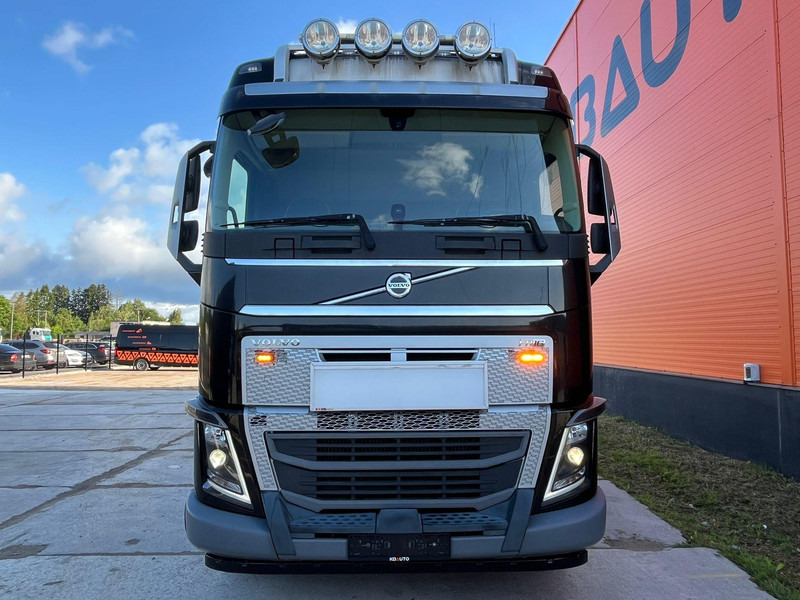 Volvo FH 16 750 8x4 GCW 90 ton / DOLLY / RETARDER - وحدة جر: صورة 2 Volvo FH 16 750 8x4 GCW 90 ton / DOLLY / RETARDER - وحدة جر: صورة 2