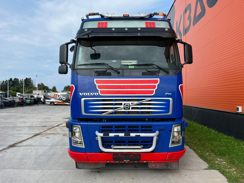 Volvo FH 480 6x4 HMF 2420-K5 YEAR 2011 / PLATFORM L=6403 mm - شاحنات مسطحة, شاحنة كرين: صورة 3 Volvo FH 480 6x4 HMF 2420-K5 YEAR 2011 / PLATFORM L=6403 mm - شاحنات مسطحة, شاحنة كرين: صورة 3