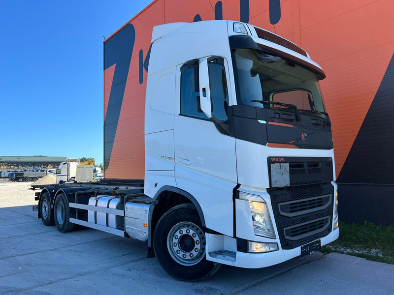 Volvo FH 540 6x2 RETARDER - شاحنات الحاويات / جسم علوي قابل للتغيير شاحنة: صورة 3 Volvo FH 540 6x2 RETARDER - شاحنات الحاويات / جسم علوي قابل للتغيير شاحنة: صورة 3
