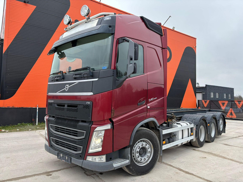Volvo FH 540 8x4*4 CHASSIS L=6124 mm - شاحنة هيكل كابينة: صورة 2 Volvo FH 540 8x4*4 CHASSIS L=6124 mm - شاحنة هيكل كابينة: صورة 2