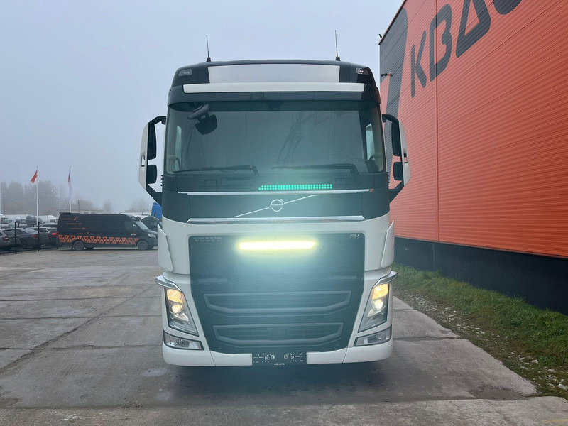 Volvo FH 540 8x4*4 CHASSIS L=7137 mm - شاحنة هيكل كابينة: صورة 3 Volvo FH 540 8x4*4 CHASSIS L=7137 mm - شاحنة هيكل كابينة: صورة 3