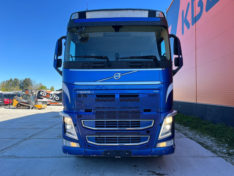 Volvo FH 540 8x4/4 - شاحنة قطع الأشجار, شاحنة كرين: صورة 3 Volvo FH 540 8x4/4 - شاحنة قطع الأشجار, شاحنة كرين: صورة 3
