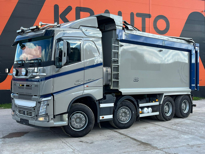 Volvo FH 540 8x4 HYDRAULIC TENT / RETARDER / TANDEM AXLE LIFT - شاحنة قلاب: صورة 1 Volvo FH 540 8x4 HYDRAULIC TENT / RETARDER / TANDEM AXLE LIFT - شاحنة قلاب: صورة 1