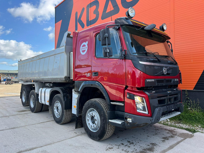 Volvo FMX 540 8x4 RETARDER / TANDEM AXLE LIFT / BIG AXLES - شاحنة قلاب: صورة 4 Volvo FMX 540 8x4 RETARDER / TANDEM AXLE LIFT / BIG AXLES - شاحنة قلاب: صورة 4
