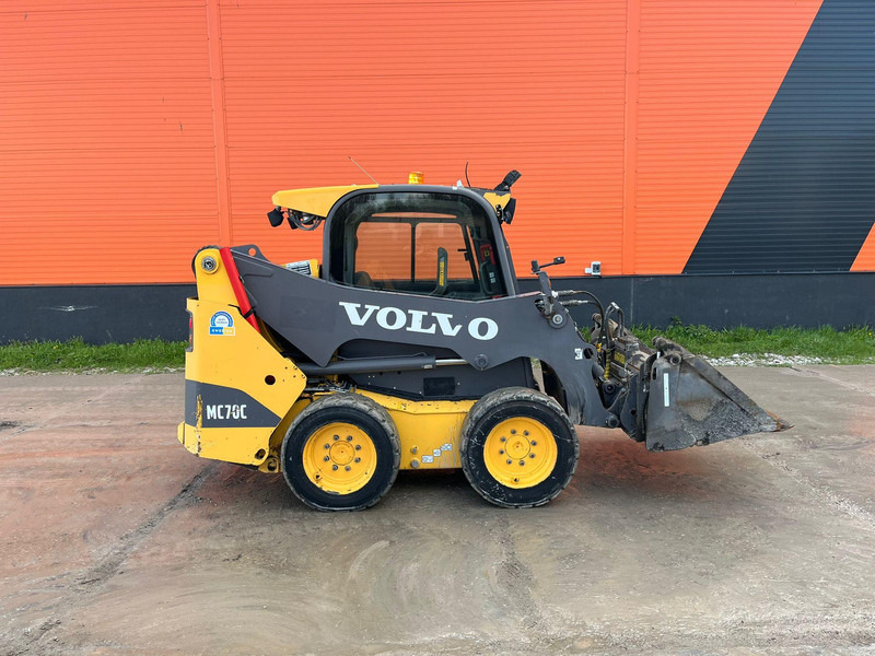 Volvo MC 70 C T4 BRUSH - اللودر بعجل: صورة 5 Volvo MC 70 C T4 BRUSH - اللودر بعجل: صورة 5