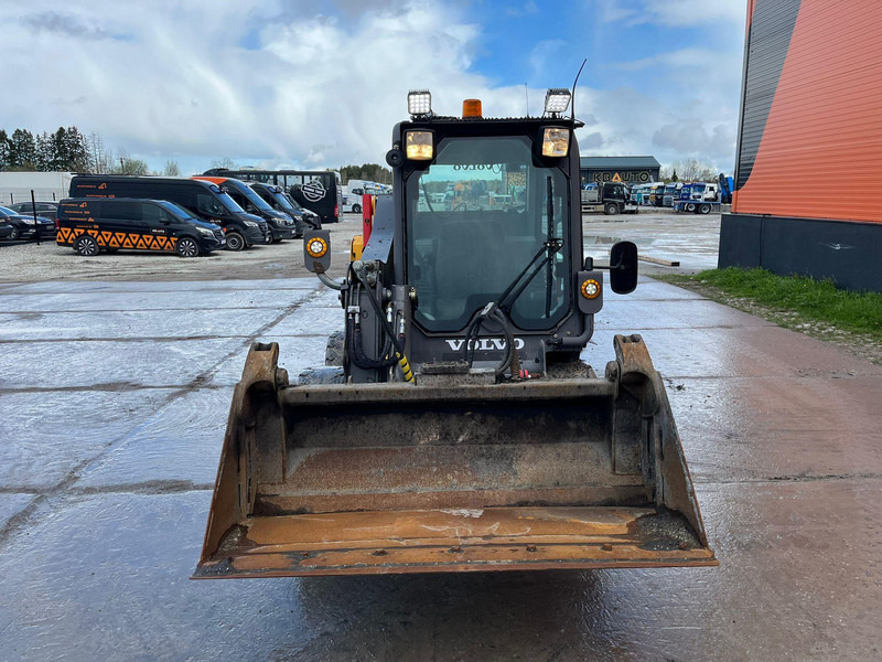 Volvo MC 70 C T4 BRUSH - اللودر بعجل: صورة 3 Volvo MC 70 C T4 BRUSH - اللودر بعجل: صورة 3
