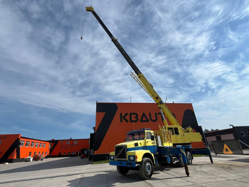 Volvo N 10 6x4 BJÖRNKRANAR C 1601 / 20 TON / BOOM 26,2 + JIB - موبايل كرين: صورة 1 Volvo N 10 6x4 BJÖRNKRANAR C 1601 / 20 TON / BOOM 26,2 + JIB - موبايل كرين: صورة 1