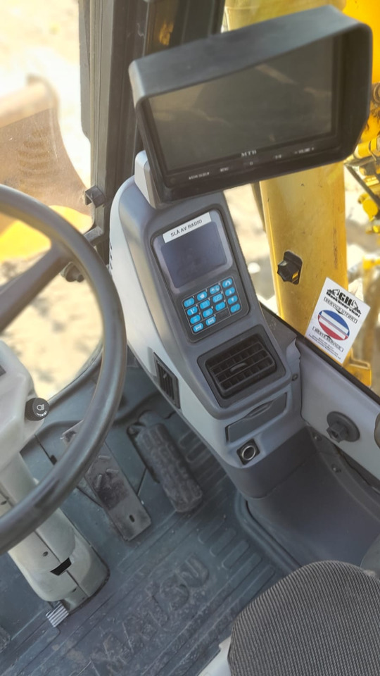 حفارة دولاب KOMATSU PW 140-7: صورة 17