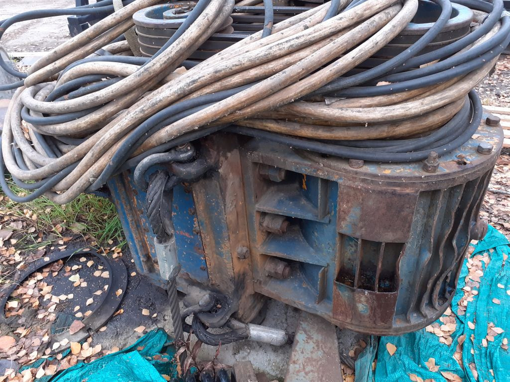 ملحق - آلات البناء Wibromłot elektryczny TOMEN VM2-2000 do larsenów: صورة 8