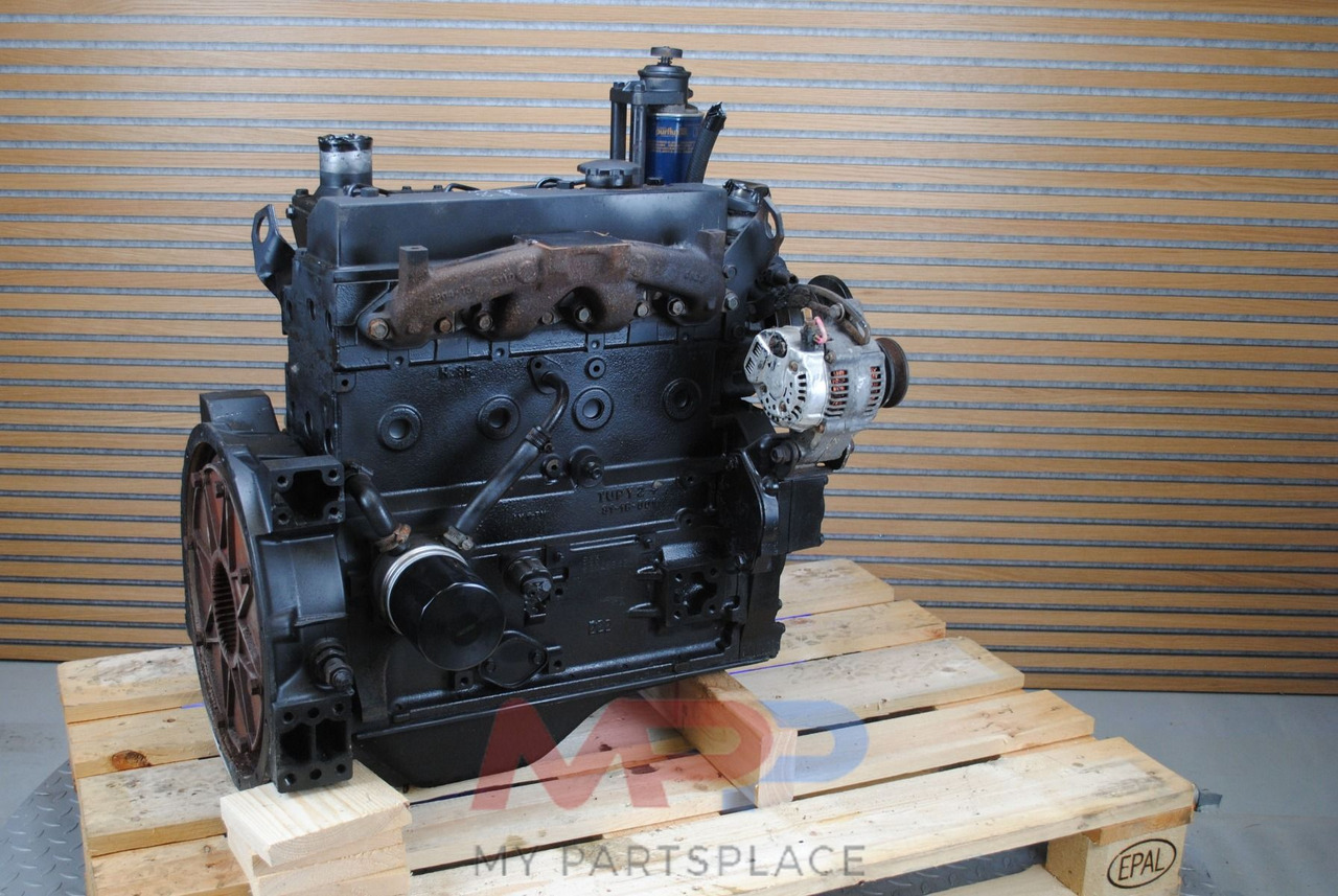 Komatsu 4D95 - محرك: صورة 5 Komatsu 4D95 - محرك: صورة 5