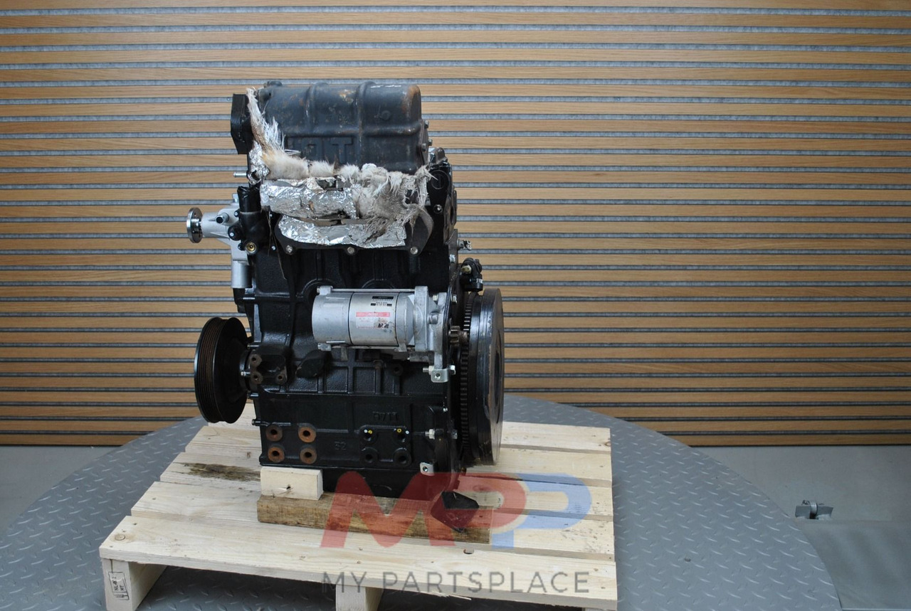 Perkins Perkins GK/HL 403-15 - محرك - آلات البناء: صورة 2 Perkins Perkins GK/HL 403-15 - محرك - آلات البناء: صورة 2