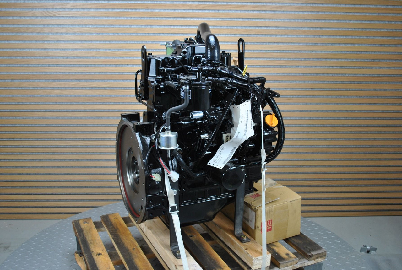 Yanmar Isuzu 3CD1-T - محرك: صورة 4 Yanmar Isuzu 3CD1-T - محرك: صورة 4
