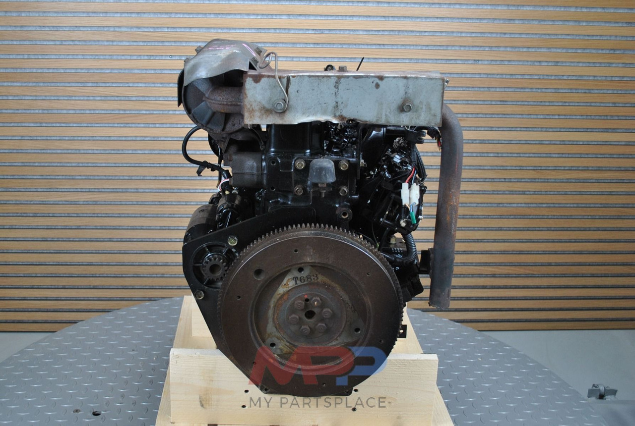 Yanmar Yanmar 3TN75 - محرك - شاحنة: صورة 3 Yanmar Yanmar 3TN75 - محرك - شاحنة: صورة 3