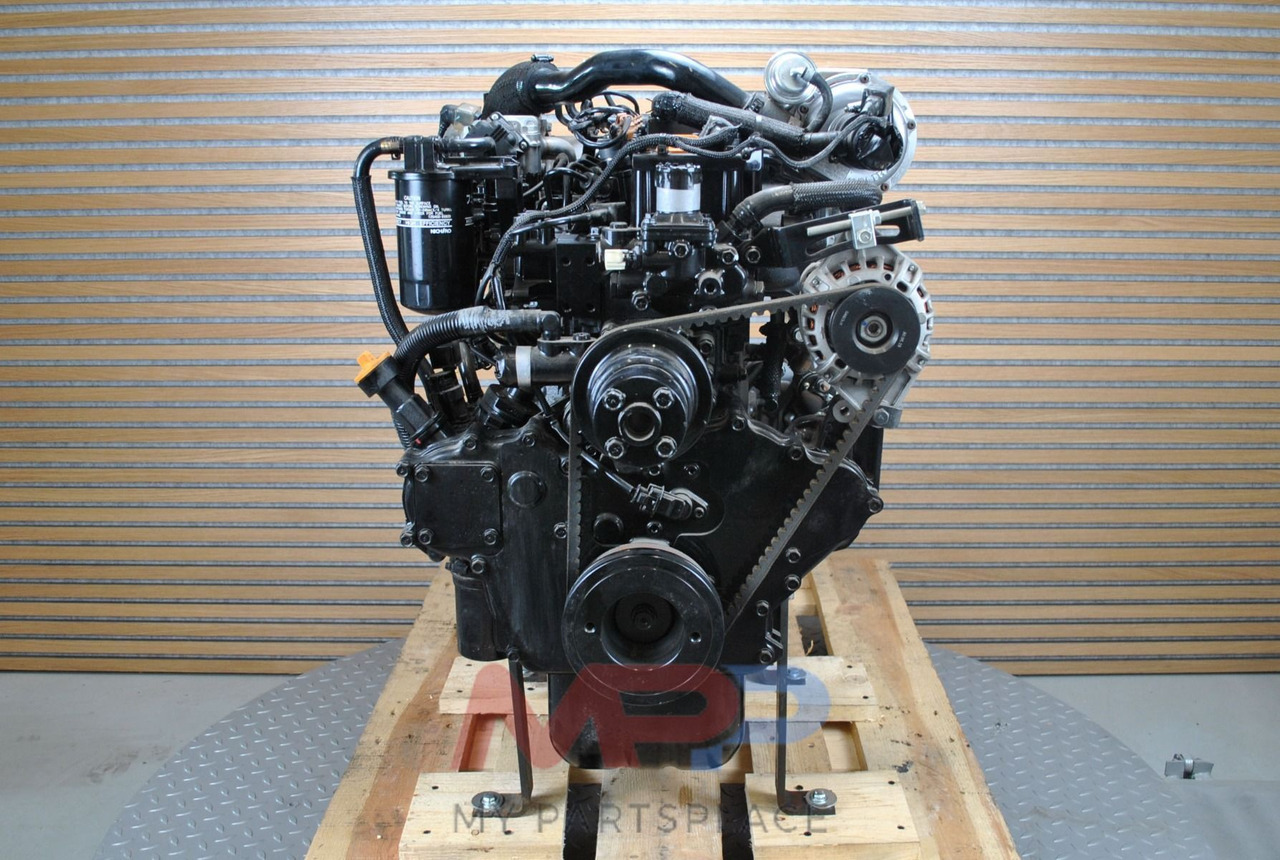 Yanmar Yanmar 4TNV98CT - DEMO - محرك - آلات البناء: صورة 5 Yanmar Yanmar 4TNV98CT - DEMO - محرك - آلات البناء: صورة 5