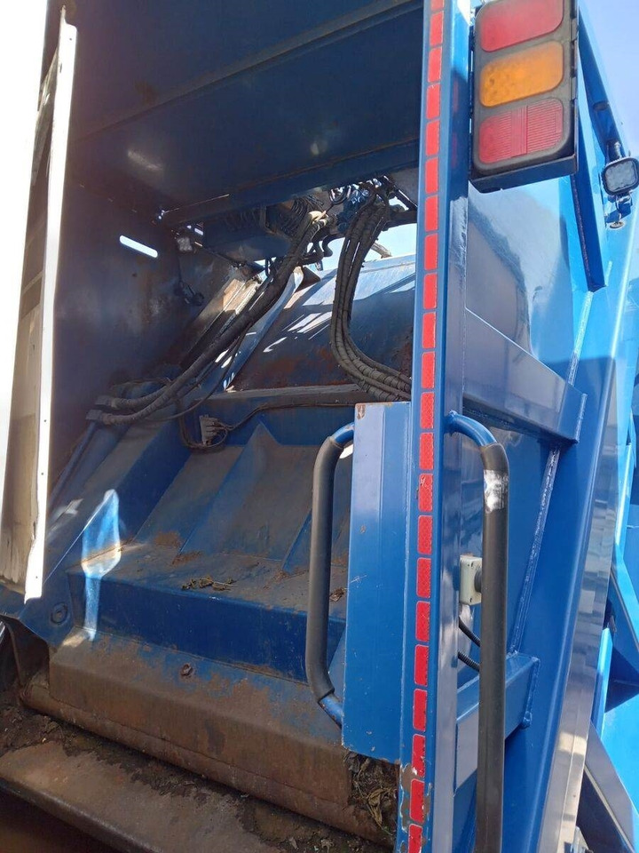 DAF Superstructure garbage truck MOL VDK PUSHER 20m3 - شاحنة النفايات: صورة 4 DAF Superstructure garbage truck MOL VDK PUSHER 20m3 - شاحنة النفايات: صورة 4
