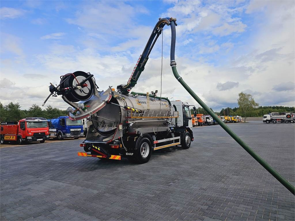 DAF WUKO SCK-4HW for collecting waste liquid separator - شاحنة الشفط: صورة 1 DAF WUKO SCK-4HW for collecting waste liquid separator - شاحنة الشفط: صورة 1