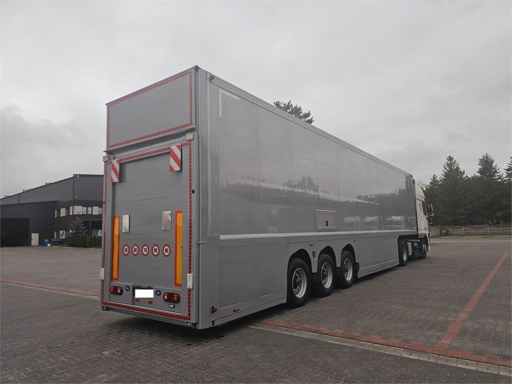 Langendorf DOUBLE LOADING FOR MOTOR COSMETICS Flexliner Inloa - نصف مقطورة مُبرِّدة: صورة 5 Langendorf DOUBLE LOADING FOR MOTOR COSMETICS Flexliner Inloa - نصف مقطورة مُبرِّدة: صورة 5