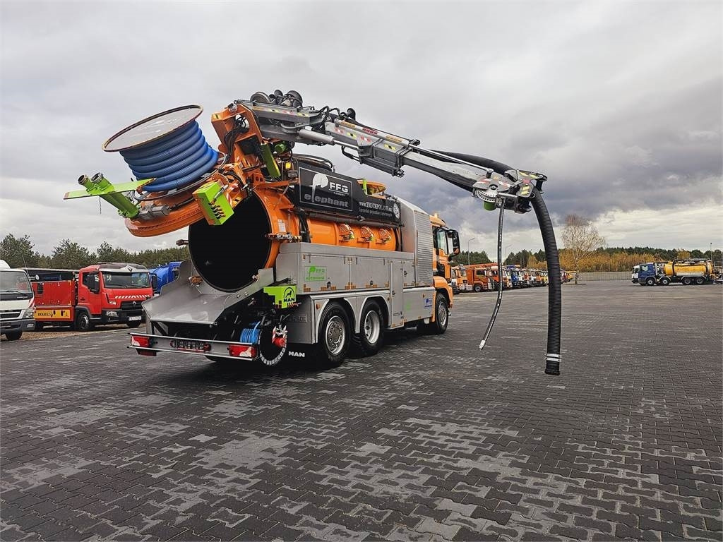 MAN FFG ELEPHANT WUKO COMBI FOR DUCT CLEANING - شاحنة الشفط: صورة 1 MAN FFG ELEPHANT WUKO COMBI FOR DUCT CLEANING - شاحنة الشفط: صورة 1