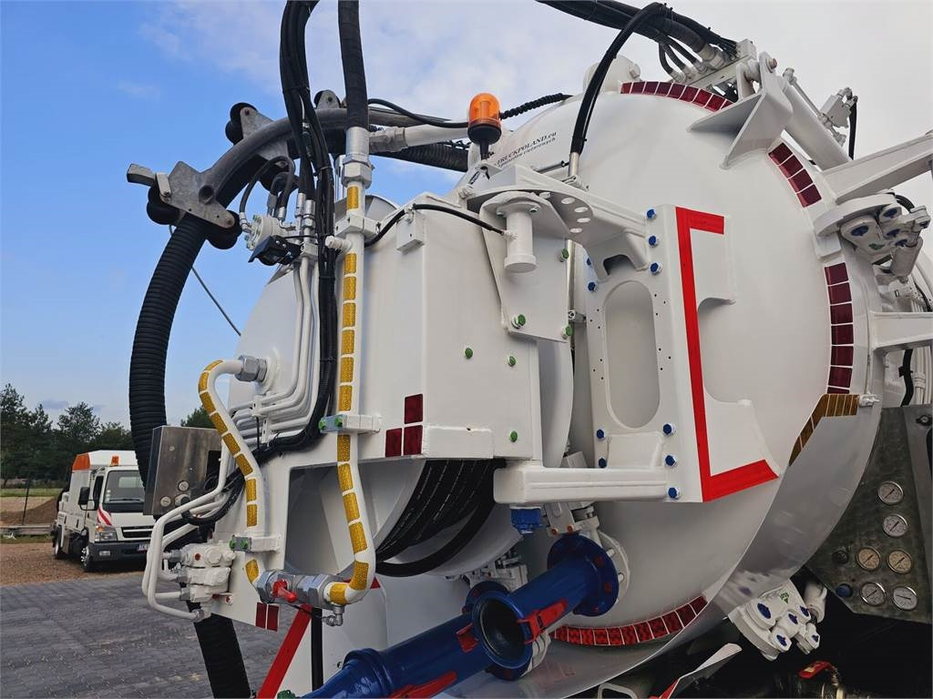 شاحنة الشفط MAN JUROP VJC9 / 5 2010 WUKO for collecting liquid was: صورة 17