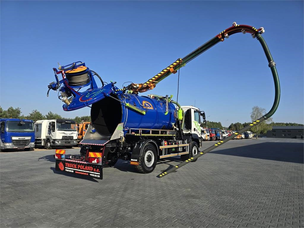 MAN TGM 4x4 GAMON PW8 for collecting liquid waste sepa - شاحنة الشفط: صورة 1 MAN TGM 4x4 GAMON PW8 for collecting liquid waste sepa - شاحنة الشفط: صورة 1