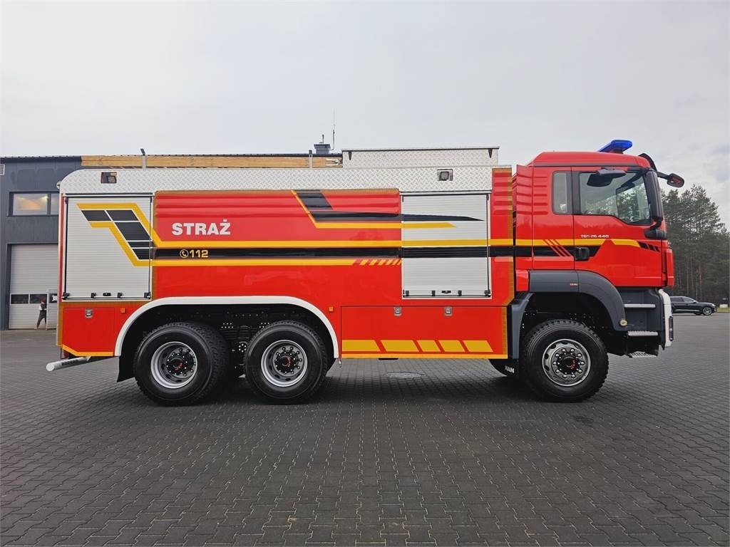 MAN TGS 26.440 6x6 9500 l water + 950 foam Stolarczyk - سيارة إطفاء: صورة 5 MAN TGS 26.440 6x6 9500 l water + 950 foam Stolarczyk - سيارة إطفاء: صورة 5