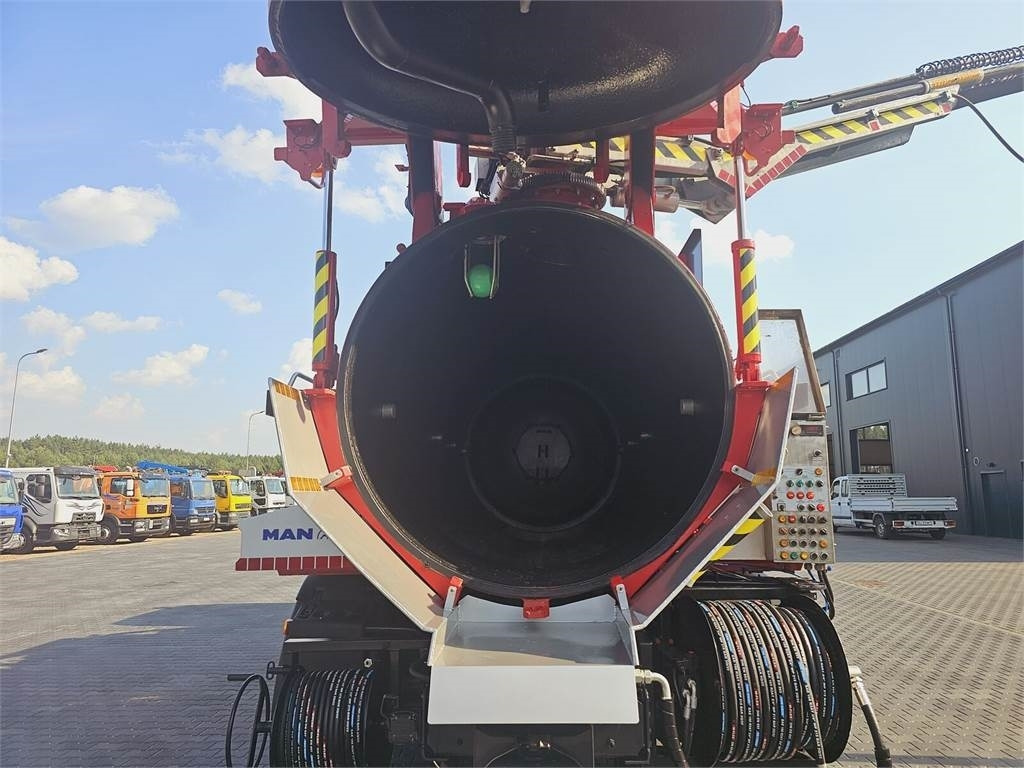 شاحنة الشفط MAN WUKO LARSEN for collecting liquid waste: صورة 29