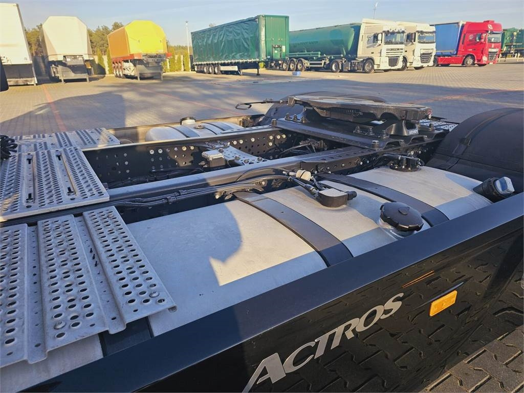 Mercedes-Benz ACTROS 1843 Mercedes-Benz ACTROS 1843: صورة 11