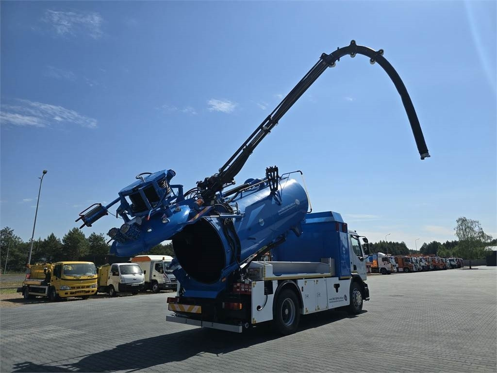 Renault 4x2 WUKO RIVARD for collecting liquid waste - شاحنة الشفط: صورة 1 Renault 4x2 WUKO RIVARD for collecting liquid waste - شاحنة الشفط: صورة 1