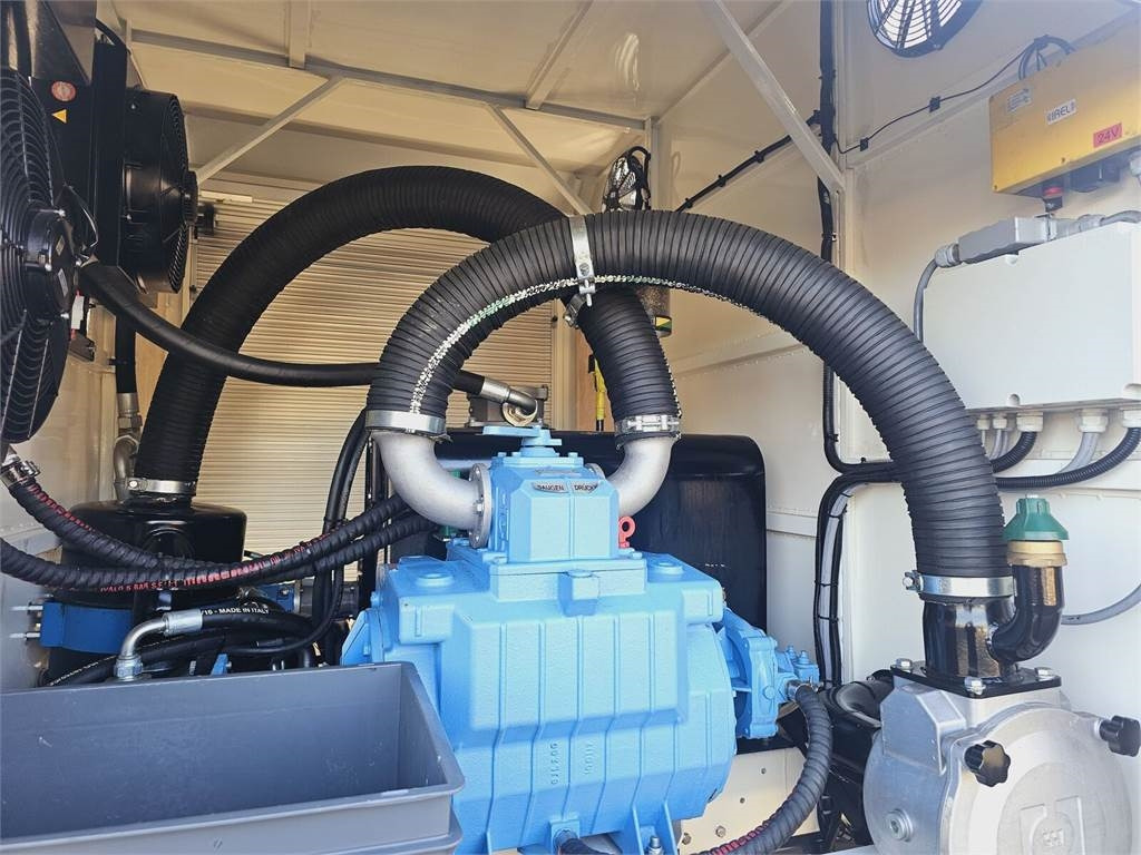 آلية المنفعة/ مركبة خاصة Renault GAMA KANRO KOMBI 5000 WUKO FOR CHANNEL CLEANING: صورة 12