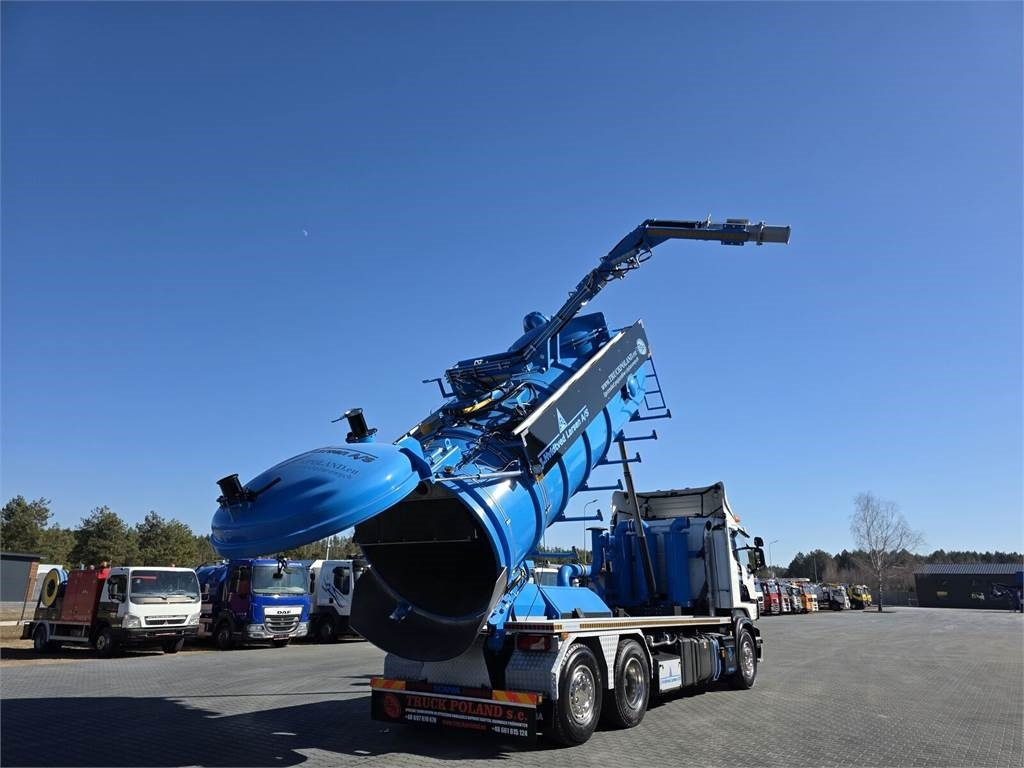 Scania Larsen FlexVac 311 Vacuum suction loader - شاحنة الشفط: صورة 1 Scania Larsen FlexVac 311 Vacuum suction loader - شاحنة الشفط: صورة 1