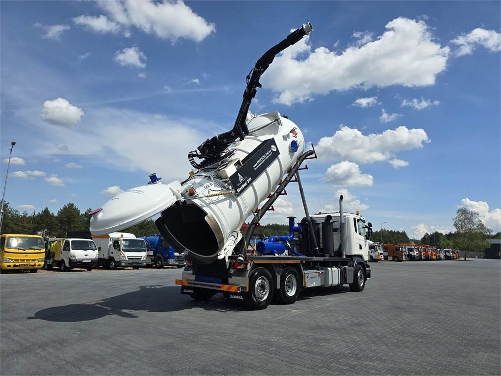 Scania Saugbagger Larsen FlexVac 311 Vacuum suction loade - حفارة: صورة 1 Scania Saugbagger Larsen FlexVac 311 Vacuum suction loade - حفارة: صورة 1
