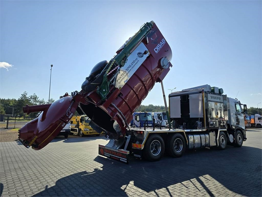 Volvo Disab Centurion vacuum suction loader - شاحنة الشفط: صورة 1 Volvo Disab Centurion vacuum suction loader - شاحنة الشفط: صورة 1