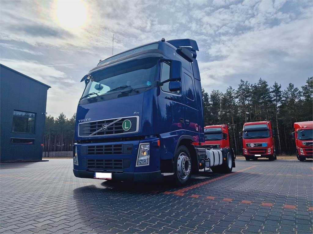 Volvo FH 13 440 - وحدة جر: صورة 1 Volvo FH 13 440 - وحدة جر: صورة 1