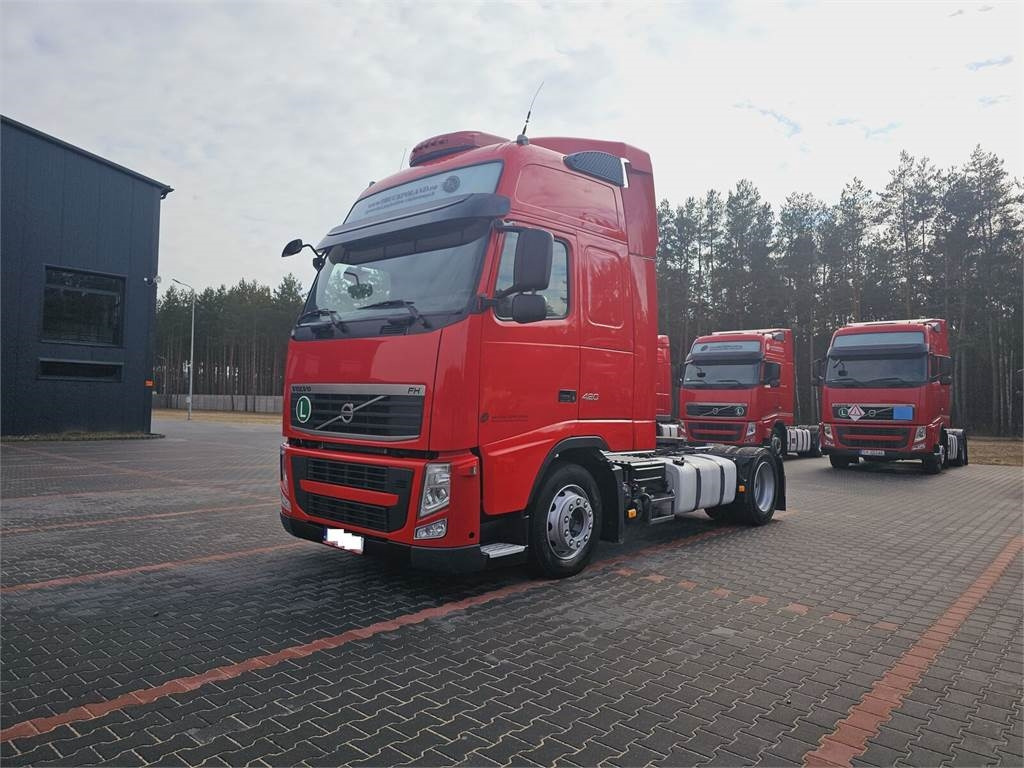 Volvo FH13 XXL EURO 5 2011 + KRONE MEGA RAISE - وحدة جر: صورة 4 Volvo FH13 XXL EURO 5 2011 + KRONE MEGA RAISE - وحدة جر: صورة 4