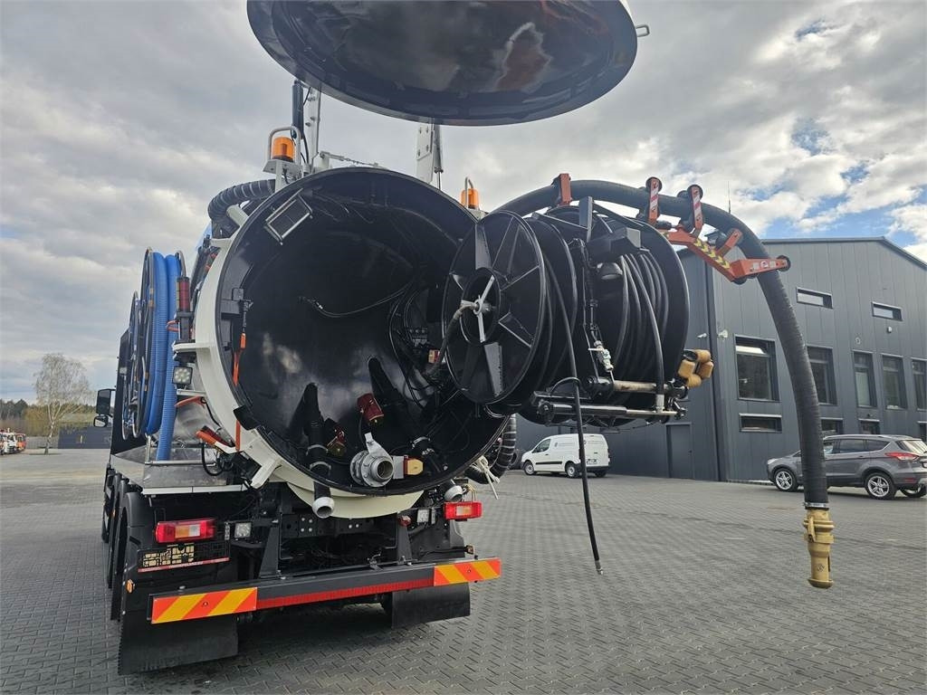 Volvo WUKO ADR ROLBA FOR CLEANING CHANNELS COMBI - شاحنة الشفط: صورة 4 Volvo WUKO ADR ROLBA FOR CLEANING CHANNELS COMBI - شاحنة الشفط: صورة 4